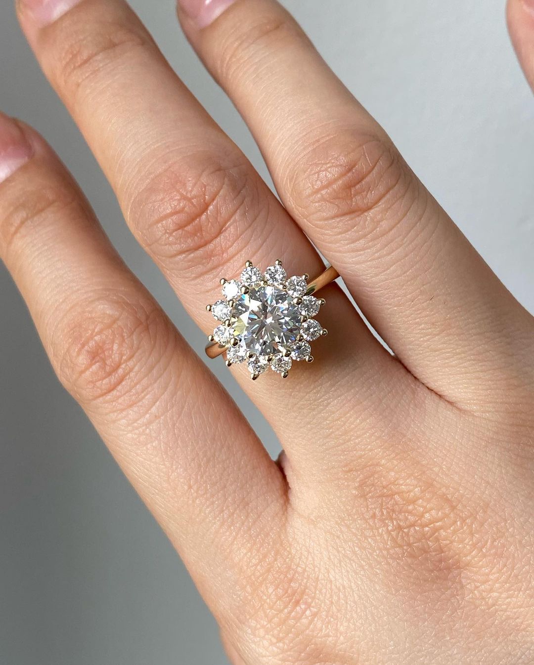 2 CT Round Cut Lab Grown Diamond Engagement Ring Vintage Wedding Ring Halo Ring 14K Rose Gold Ring Classic Anniversary Ring Gift For Her