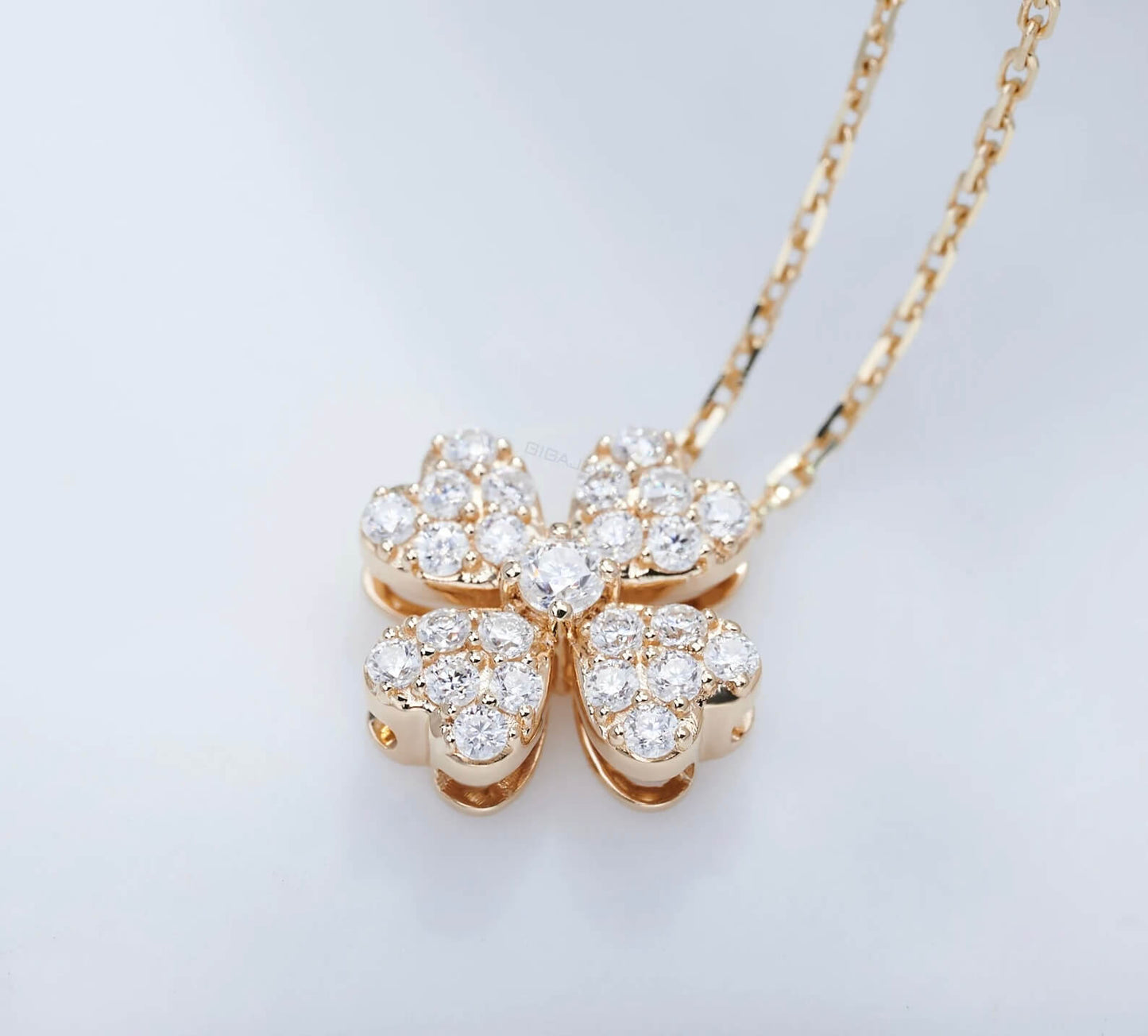 Lab Grown Diamond Necklace for a Lasting Statement