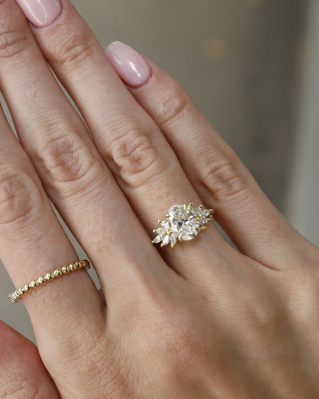 2.00 CT Oval Cut Lab Grown Diamond Engagement Ring in 14K/18K Gold. perfect for a timeless wedding.