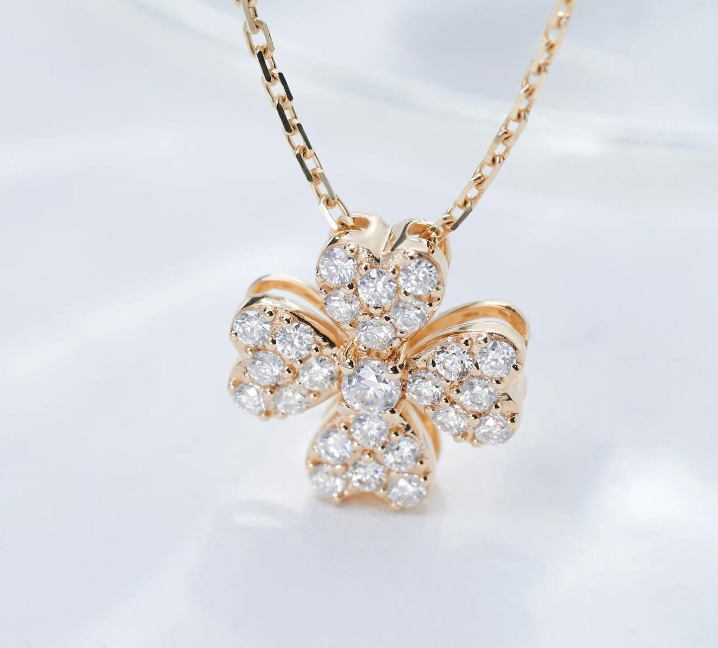Lab Grown Diamond Necklace for a Lasting Statement