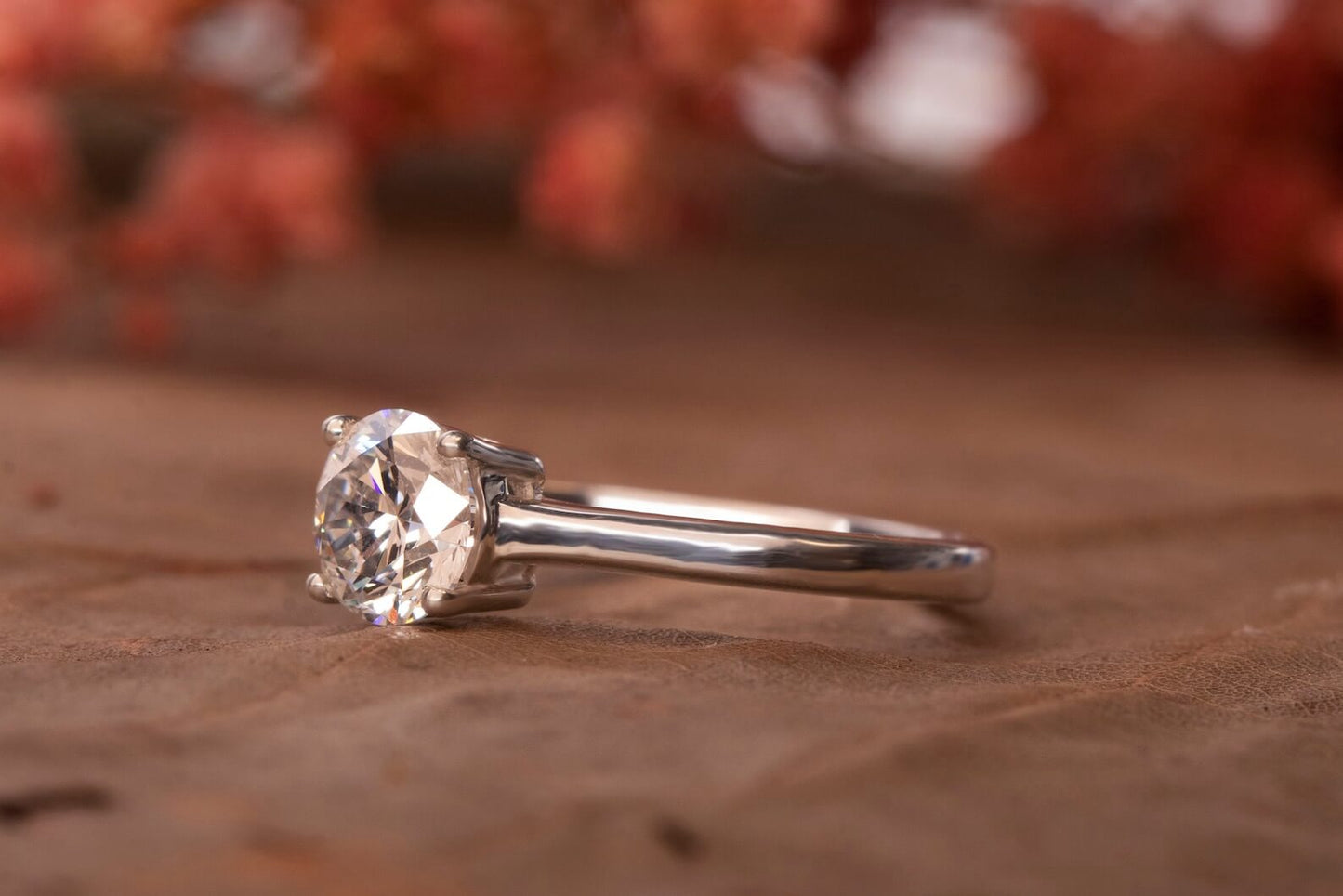 Lab Grown Diamond Engagement Ring for Your Anniversary