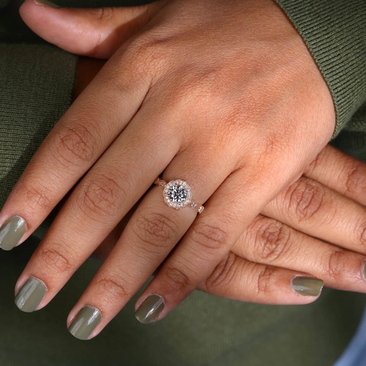 Vintage Lab Grown Diamond Ring with Timeless Appeal