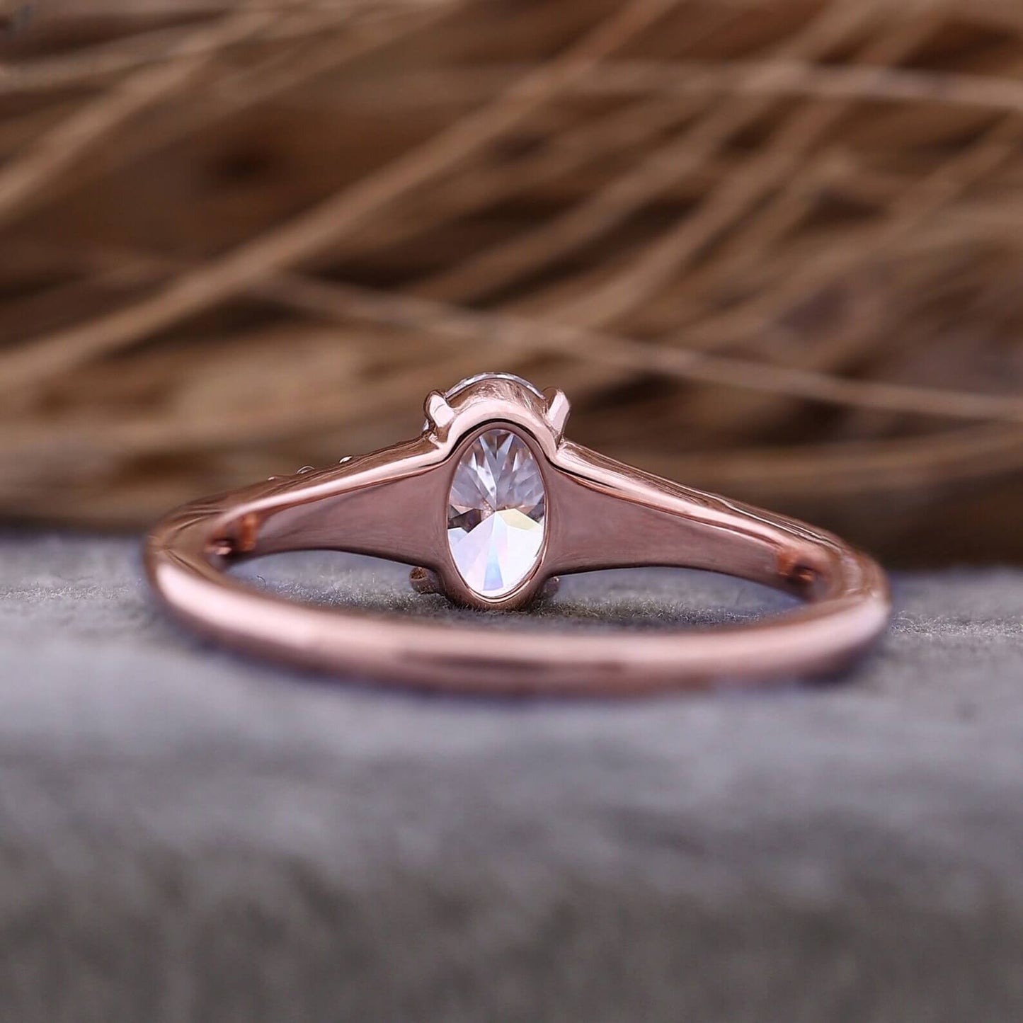 Lab Grown Diamond Ring with Oval Cut