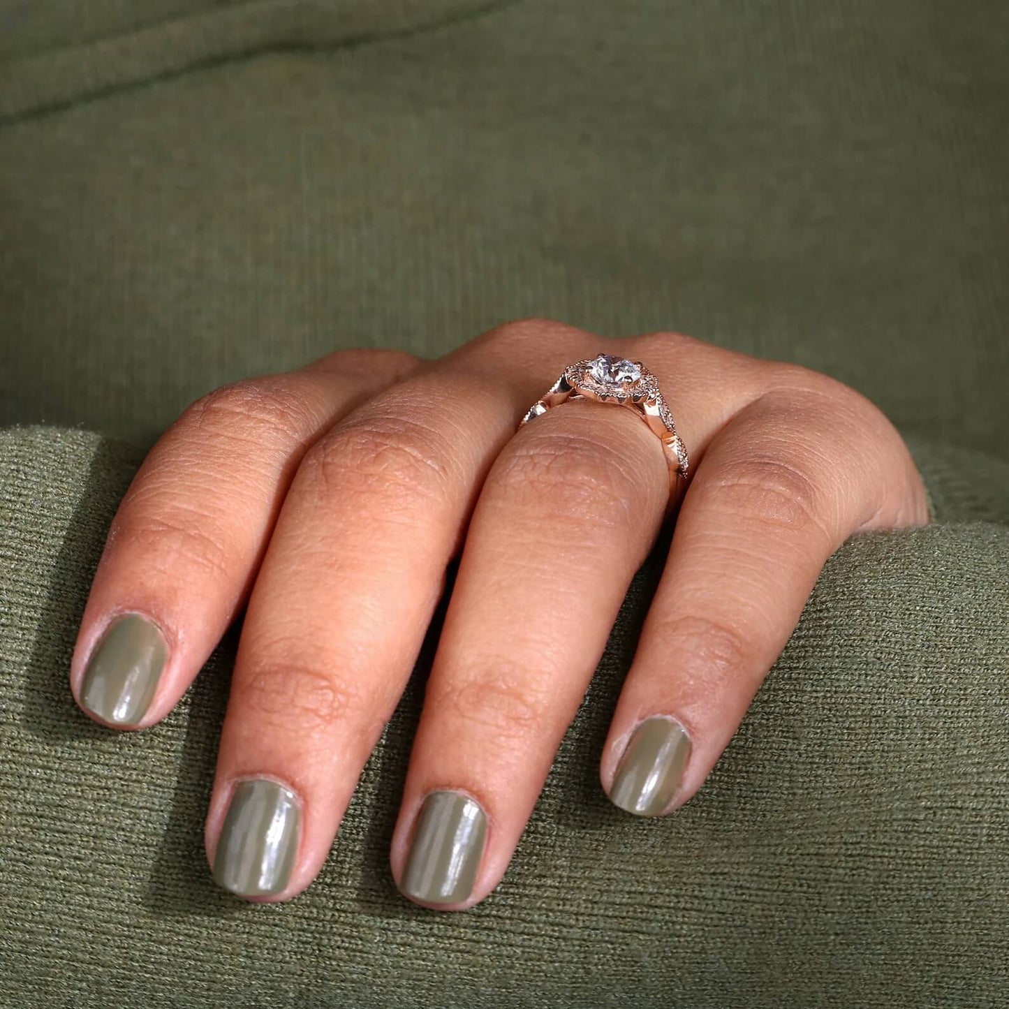 Vintage Lab Grown Diamond Ring with Timeless Appeal