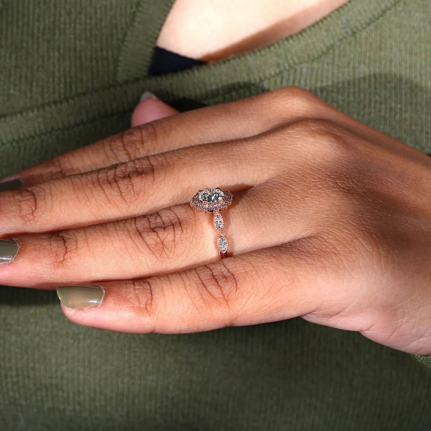 Vintage Lab Grown Diamond Ring with Timeless Appeal